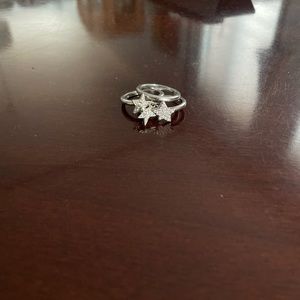 Size 52 Swarovski star rings stackable